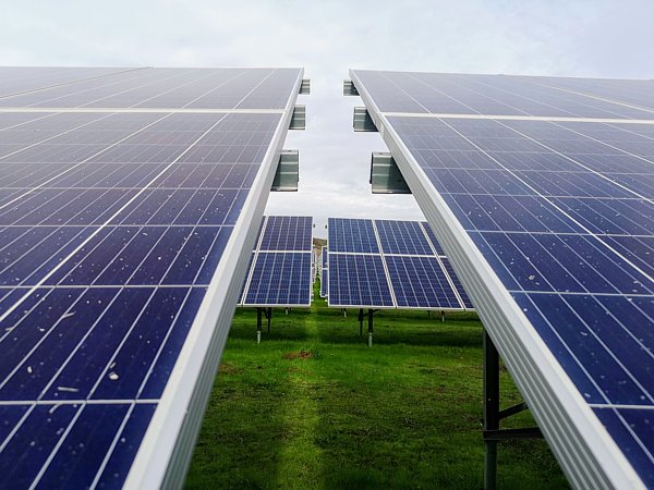 Die Zukunft der Energie: erneuerbar und dezentralisiert