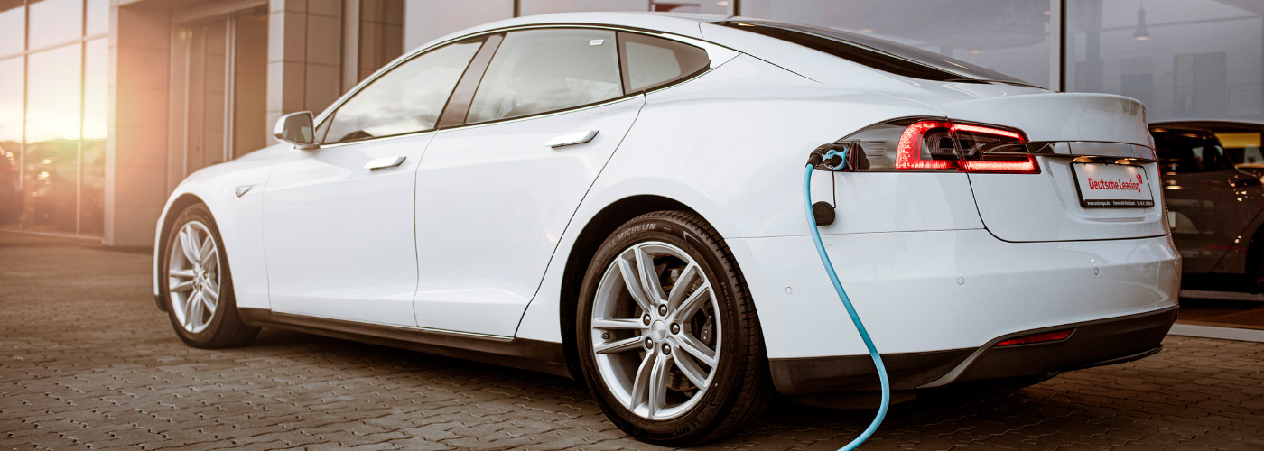 Elektromobilität_Header_01.jpg