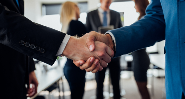 Factoring verhindert Liquiditätsengpässe Factoring unterstützt bei saisonalen Spitzen