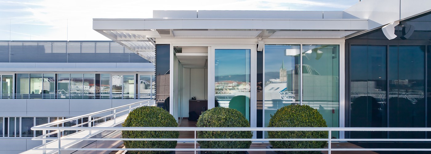 Vorstand_GF_extern-1400-500.jpg Vorstand_GF_extern-1400-500.jpg