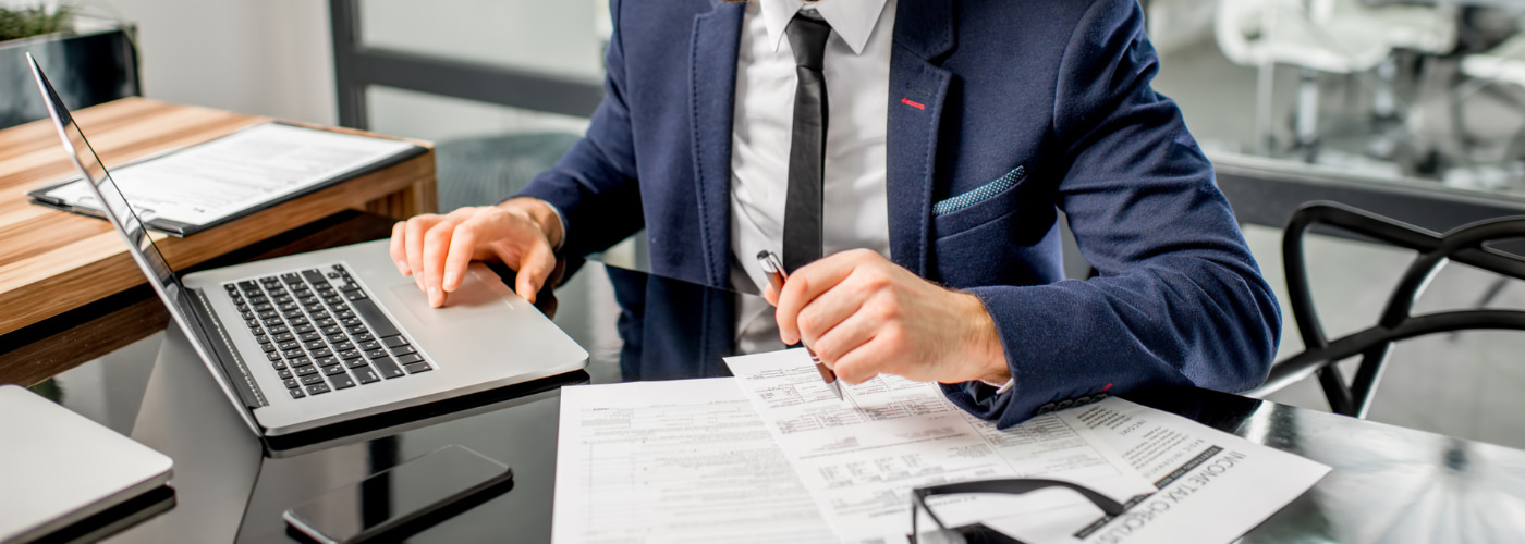 Vier Tipps wie Unternehmen ihr Cash Management verbessern können Vier Tipps wie Unternehmen ihr Cash Management verbessern können