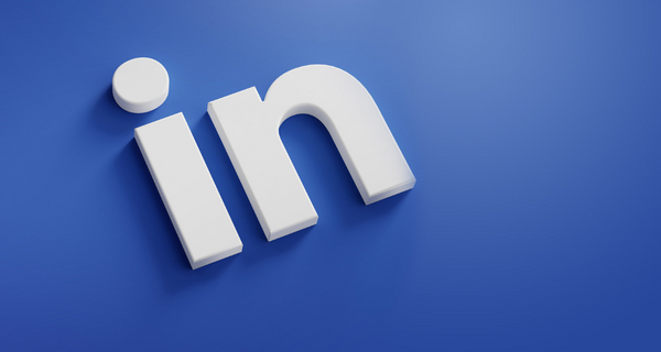 Folgen Sie der Deutschen Leasing auf LinkedIn