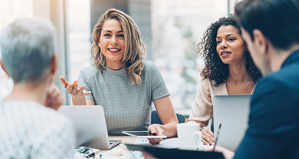 Die Deutsche Leasing International liefert im Gespr&auml;ch wichtige Informationen &uuml;ber Investitionen im Ausland